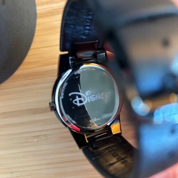 Citizen Men’s Mickey Mouse Watch In Box - Picture 3 of 7